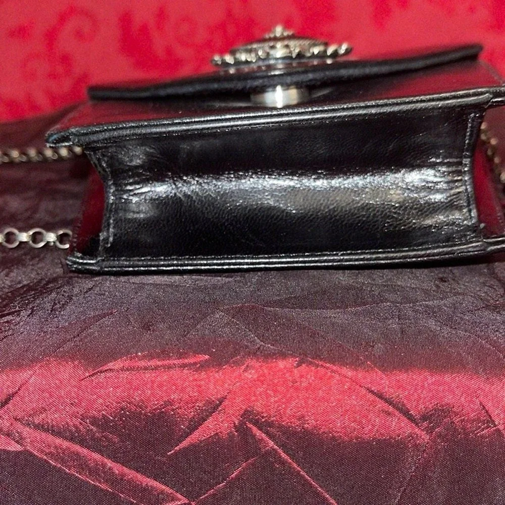 Todd Anthony‎ Leather Saddle Bag Black Onyx Metal Embellishment Beaded Chain.